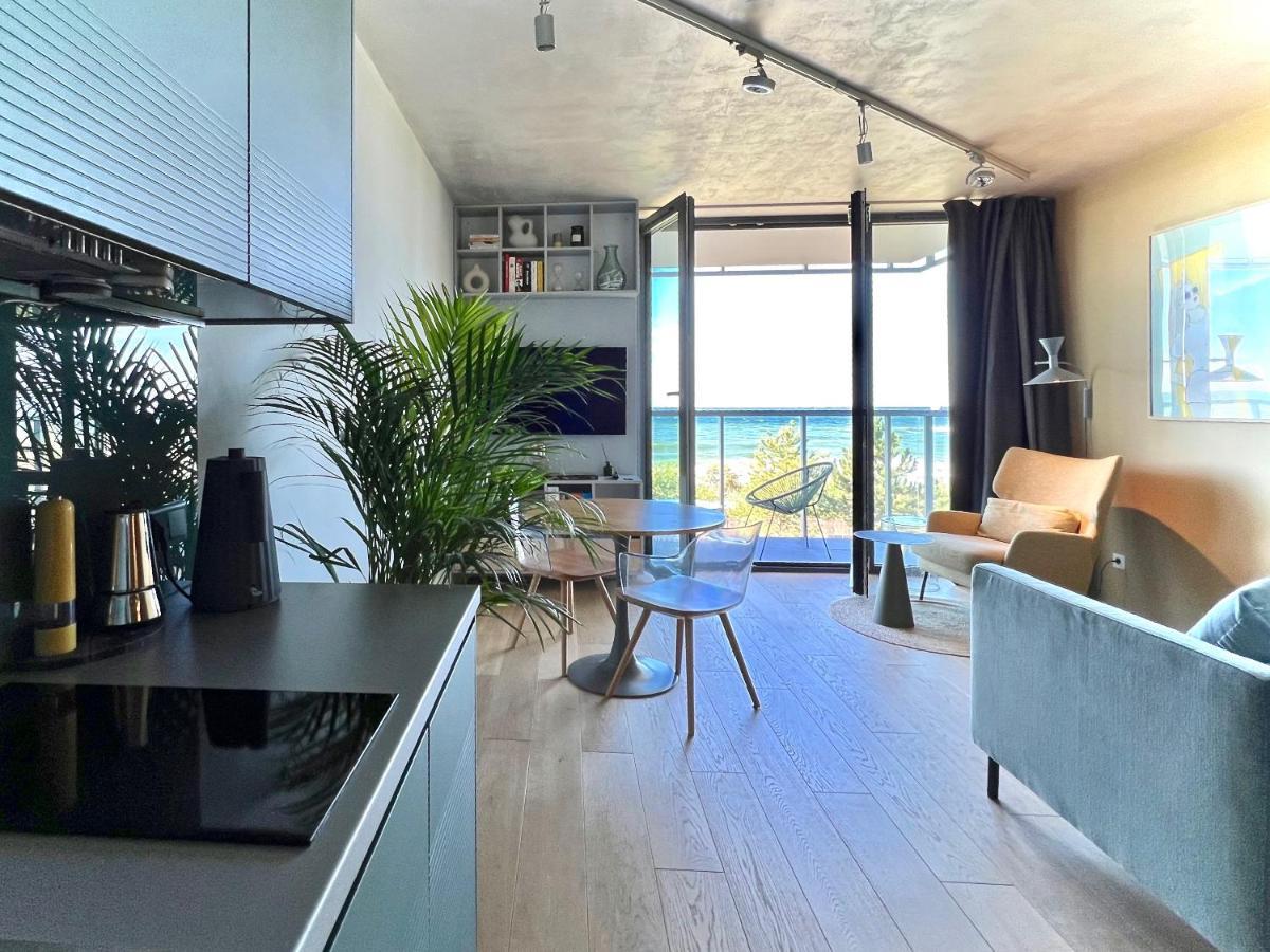 Tuz Przy Plazy - Nowoczesny Apartament Z Tarasem I Pieknym Widokiem Na Baltyk เมียลโน ภายนอก รูปภาพ